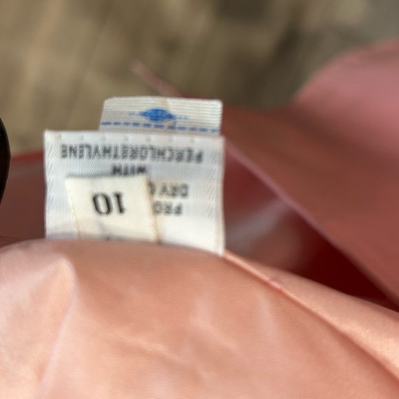 Oscar de la Renta pink Swing Rain Coat - Picture 2 of 7